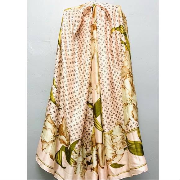 Louis Vuitton Pink floral silk scarf